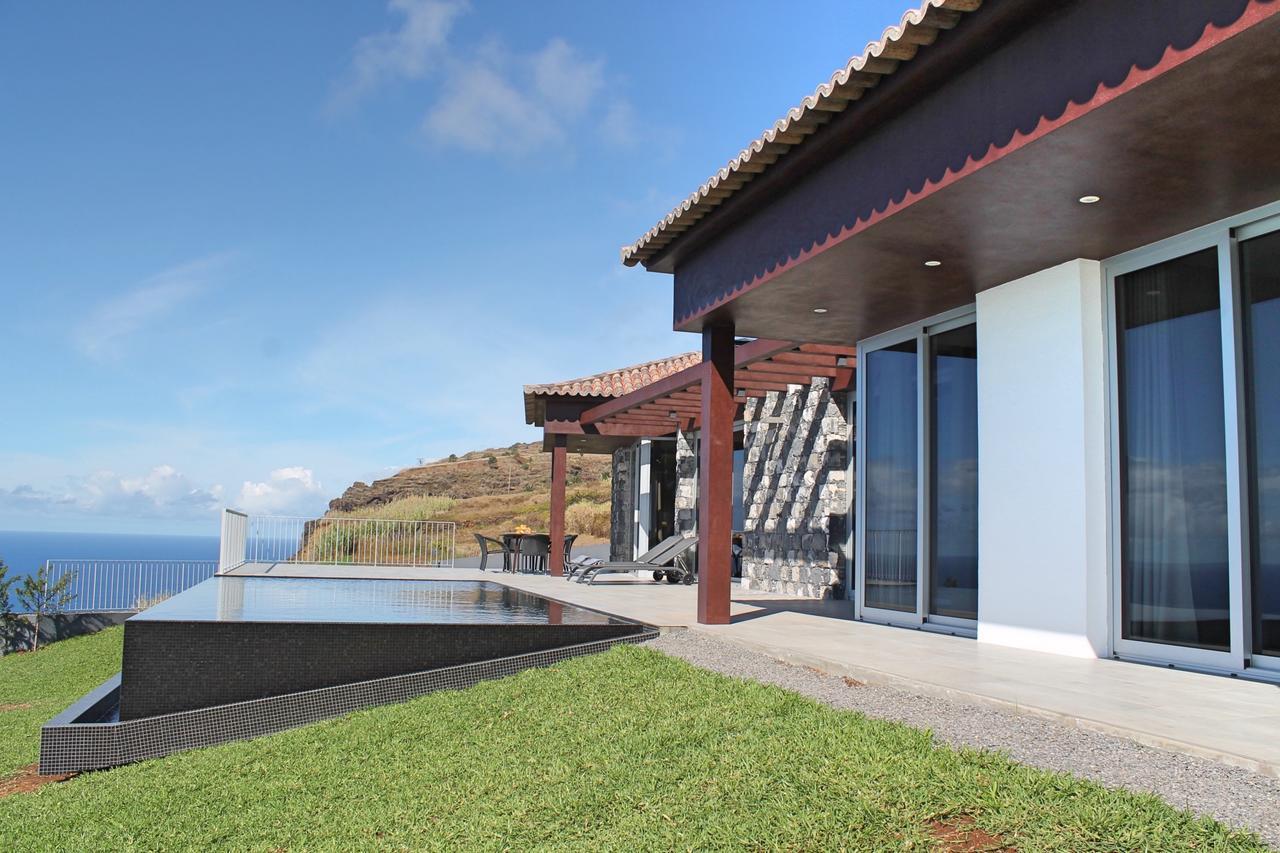 Ourmadeira - Cliffscape, Panoramic Seaviews Villa Estreito Da Calheta Luaran gambar