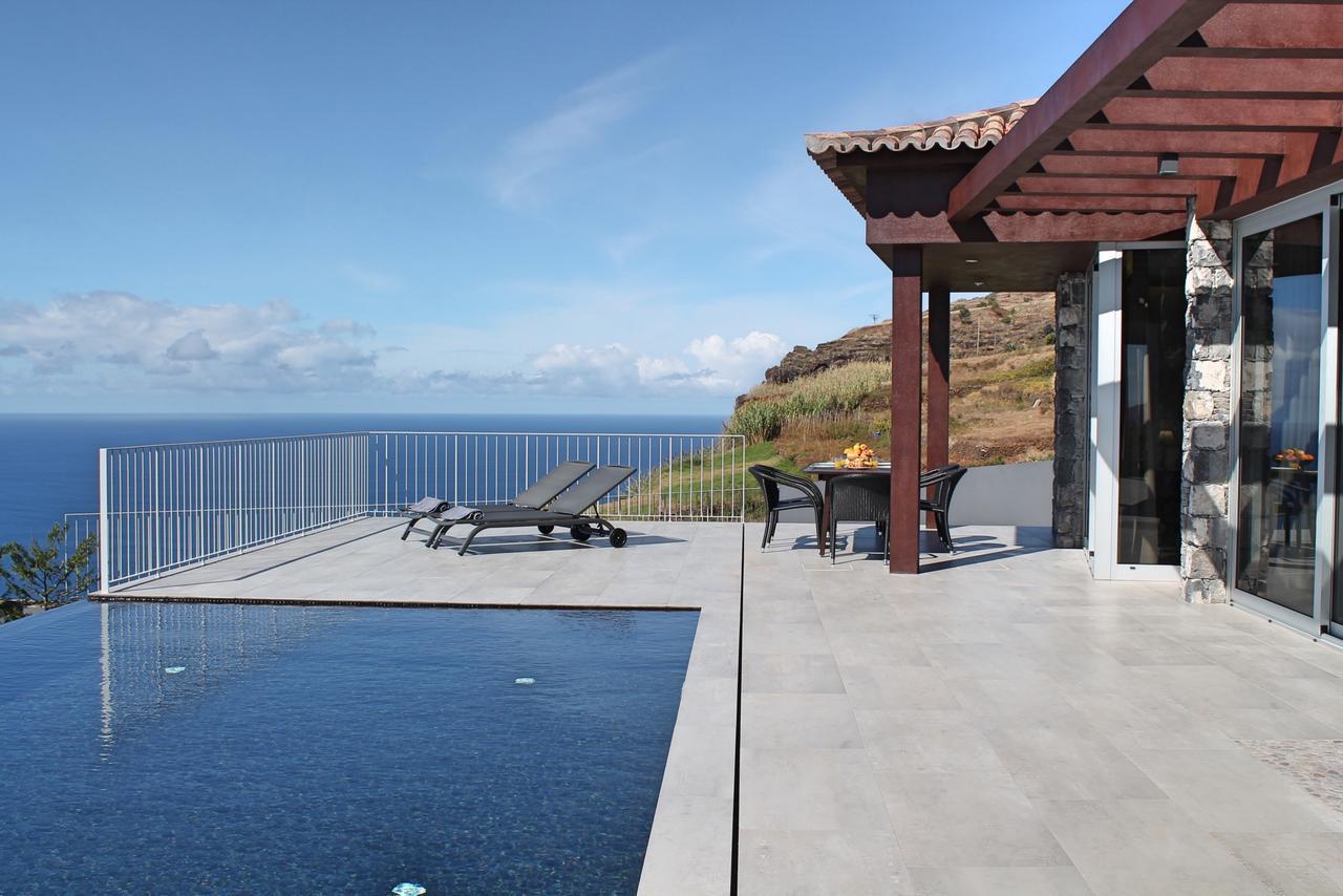 Ourmadeira - Cliffscape, Panoramic Seaviews Villa Estreito Da Calheta Luaran gambar